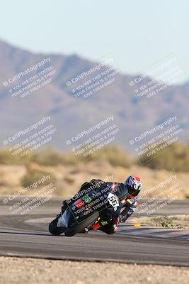 media/Dec-07-2025-CVMA (Sun) [[3e7d2de5dc]]/Race 16-Formula Middleweight/